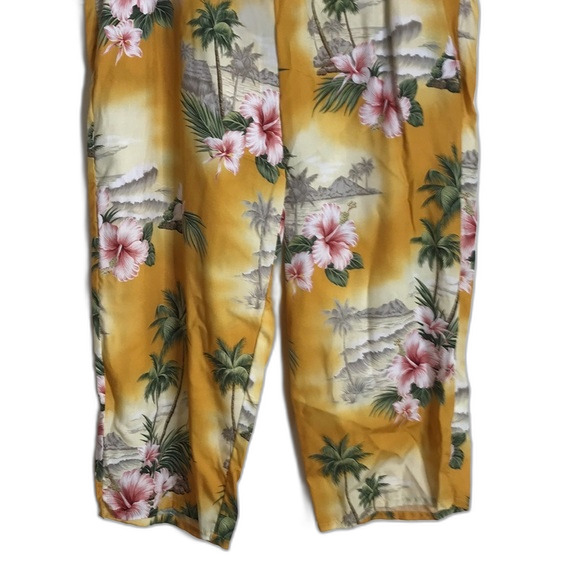 Hilo Hattie the Hawaiian original lightweight floral pants size medium girly - Picture 3 of 9